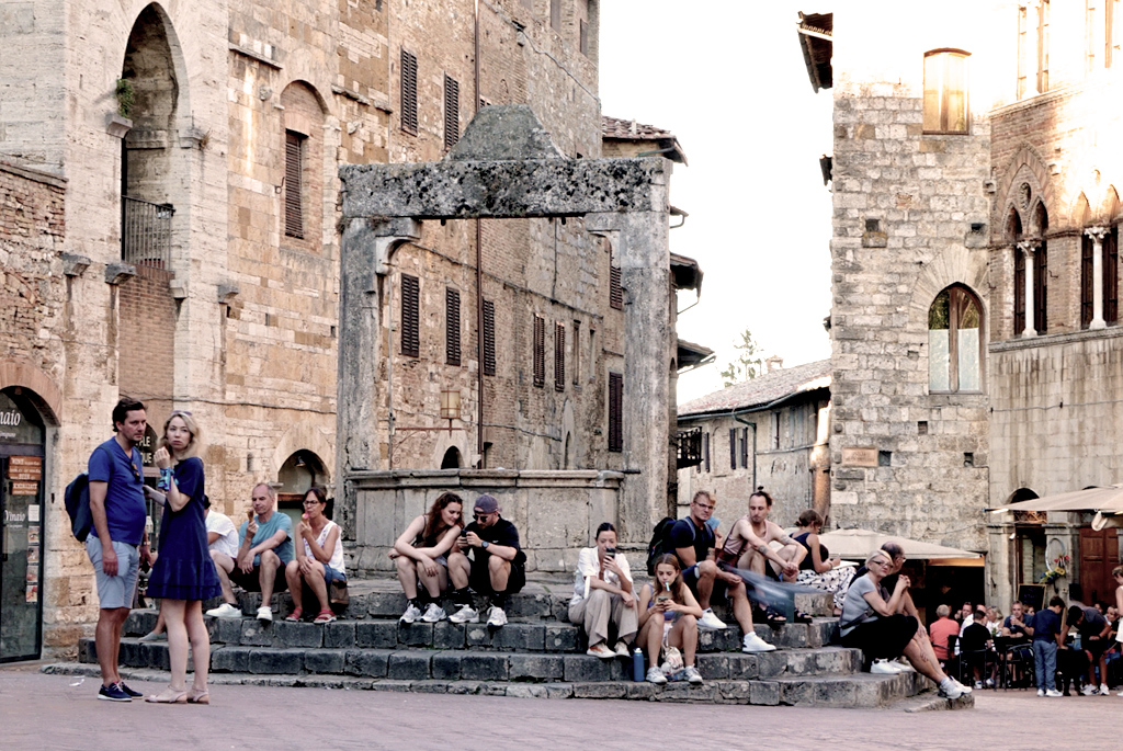 San Gimignano Piazza